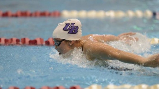 atleta nadando USA