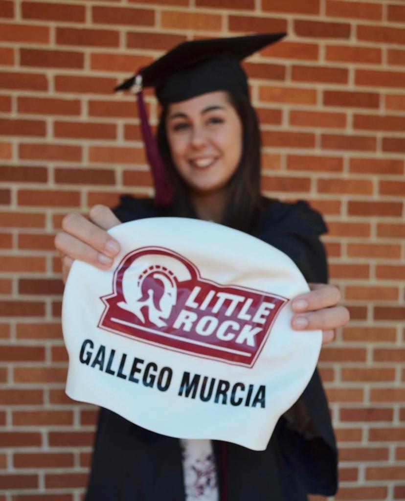 Nuria Gallega graduada en Little Rock
